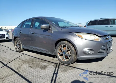 2013 Ford Focus Se из США, поврежденный, VIN 1FADP3F28DL292241